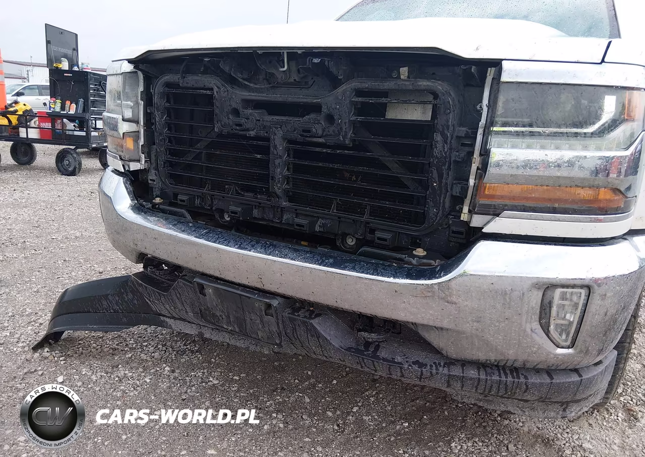 2018 Chevrolet Silverado 1500 1Lt VIN:3GCUKREC5JG176493 - 6