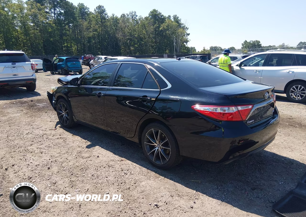 2016 Toyota Camry Le VIN:4T1BF1FK7GU154368 - 3