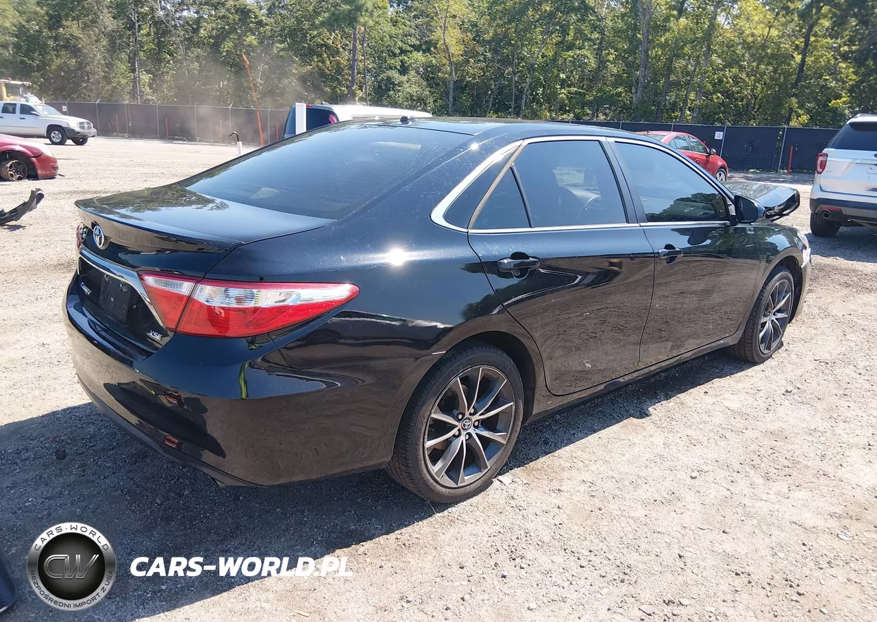 2016 Toyota Camry Le VIN:4T1BF1FK7GU154368 - 4