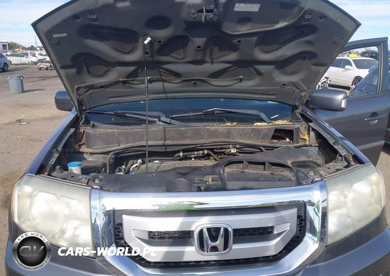 2011 Honda Pilot Touring VIN:5FNYF3H90BB027032 - 10