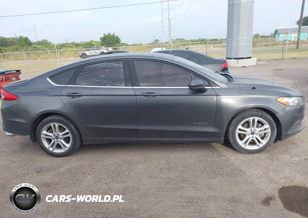 2018 Ford Fusion Hybrid Se VIN:3FA6P0LU4JR226134 - 12