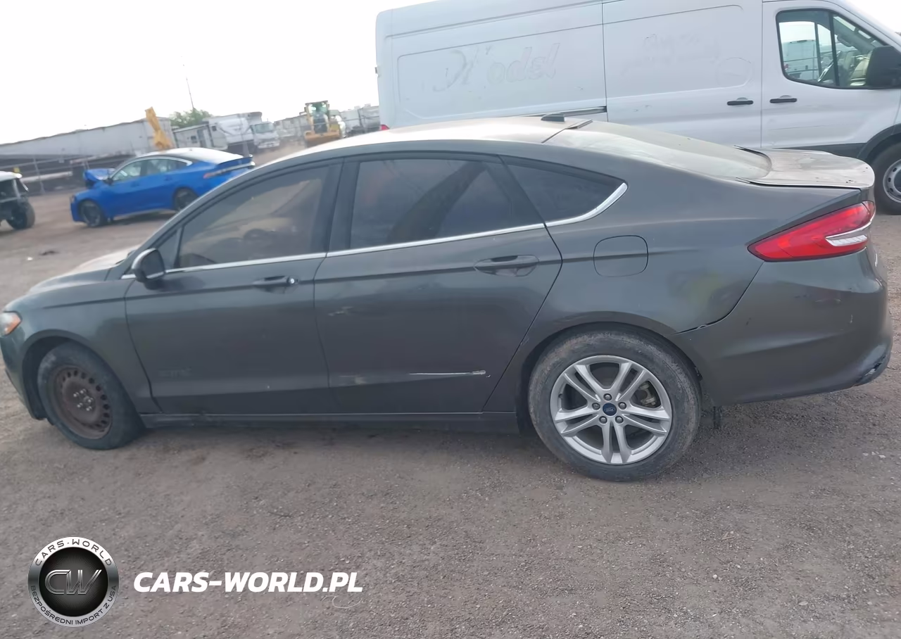 2018 Ford Fusion Hybrid Se VIN:3FA6P0LU4JR226134 - 13