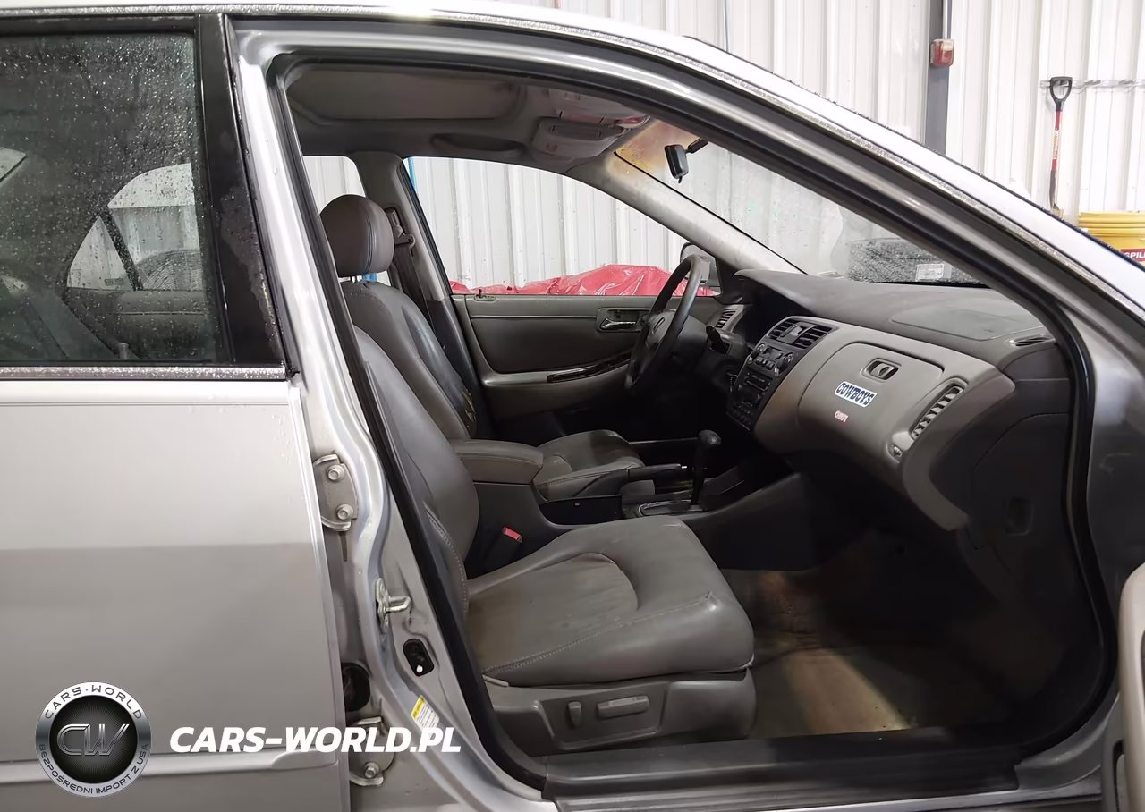 2002 Honda Accord 3.0 Ex VIN:1HGCG16572A007110 - 5