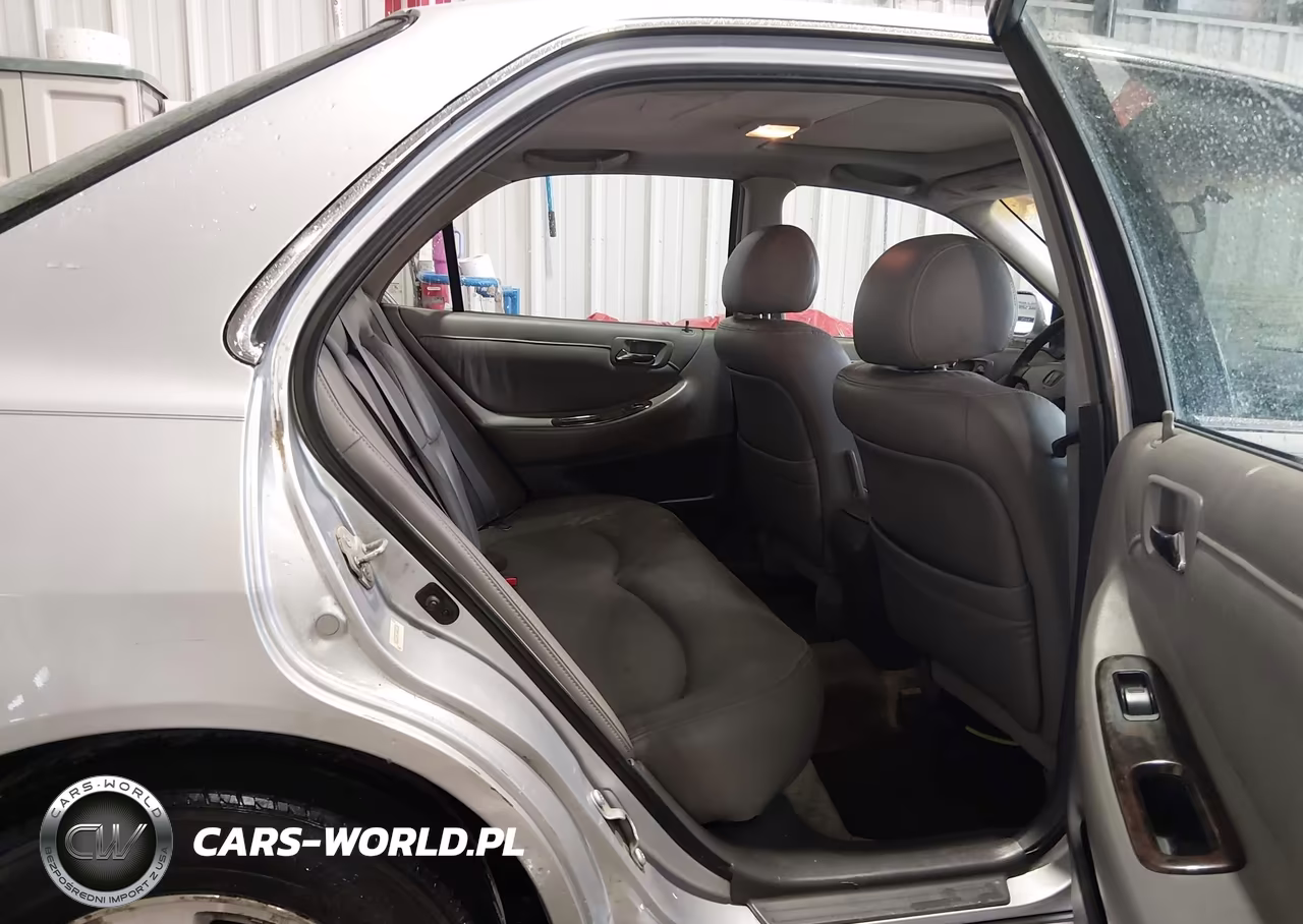 2002 Honda Accord 3.0 Ex VIN:1HGCG16572A007110 - 8