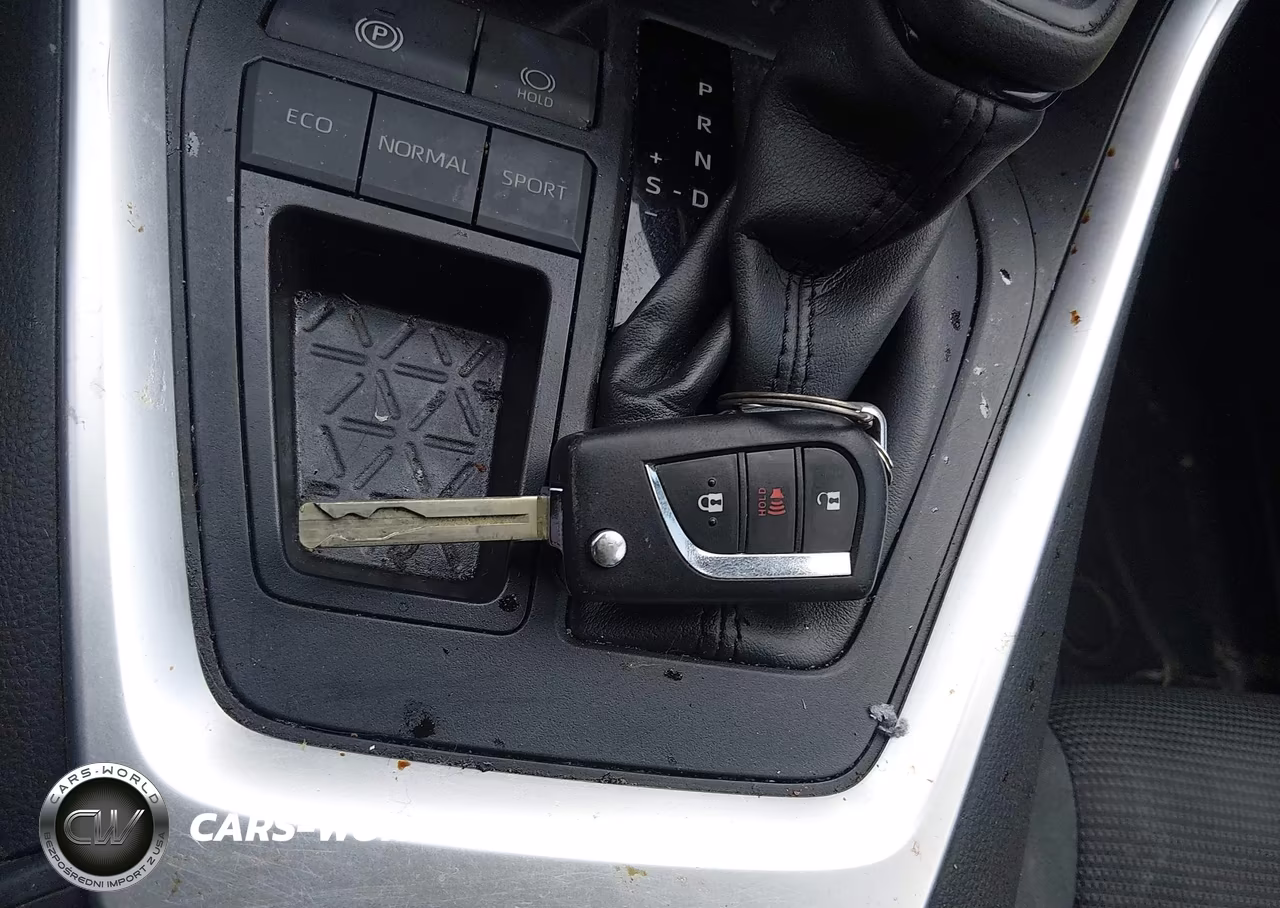 2019 Toyota Rav4 Le VIN:JTMH1RFV8KD039292 - 11