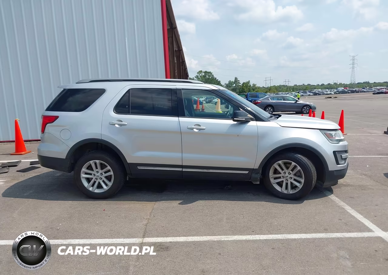 2017 Ford Explorer Xlt VIN:1FM5K7D86HGB59516 - 12
