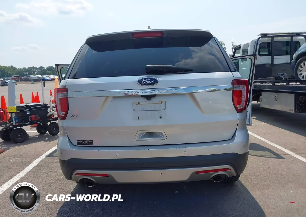 2017 Ford Explorer Xlt VIN:1FM5K7D86HGB59516 - 15
