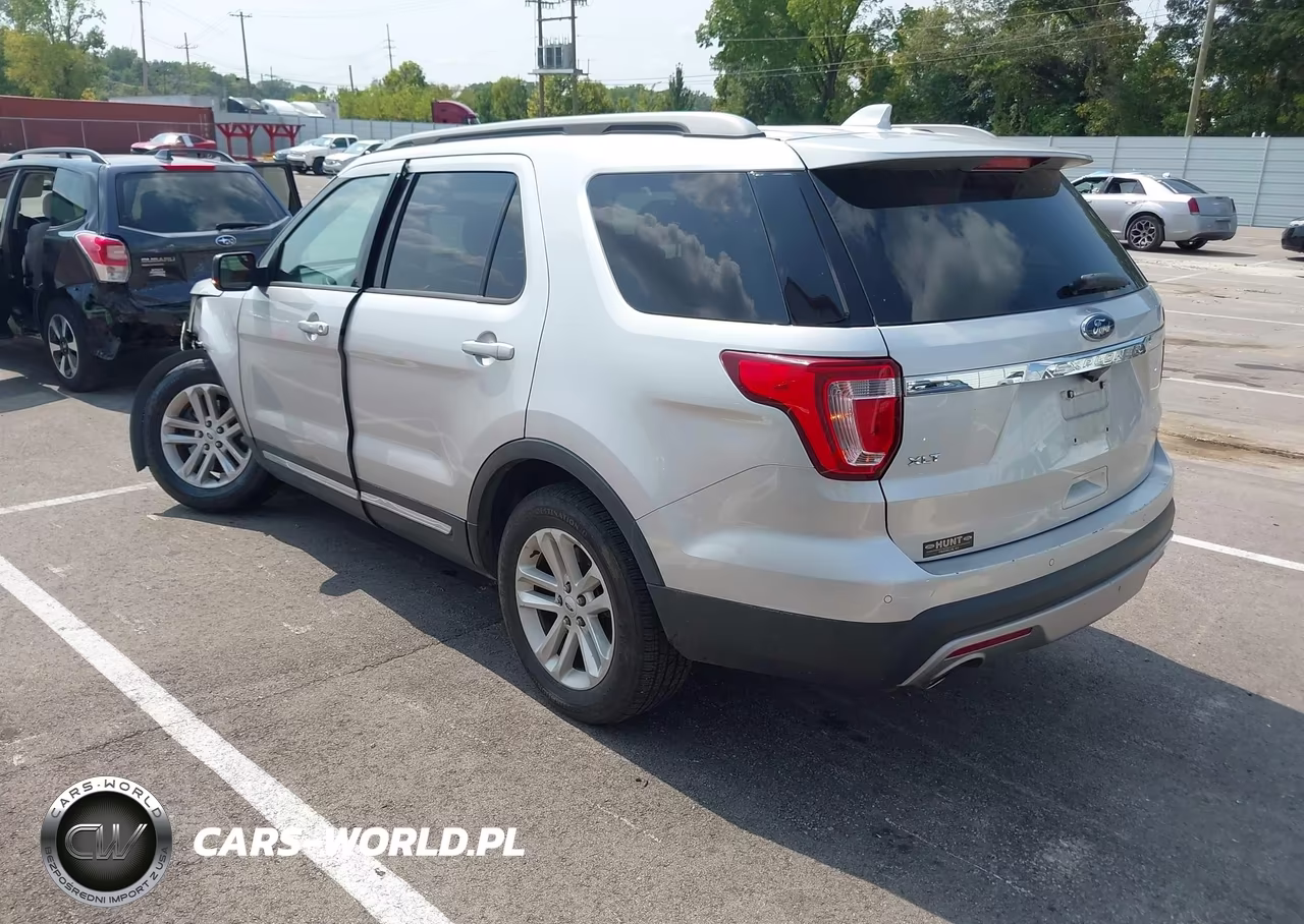 2017 Ford Explorer Xlt VIN:1FM5K7D86HGB59516 - 3