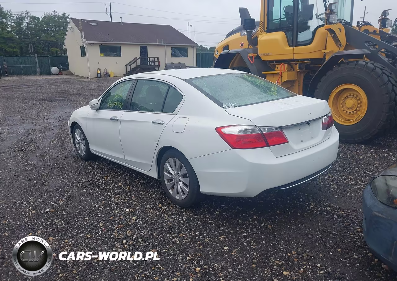 2015 Honda Accord Ex VIN:1HGCR2F7XFA076624 - 3
