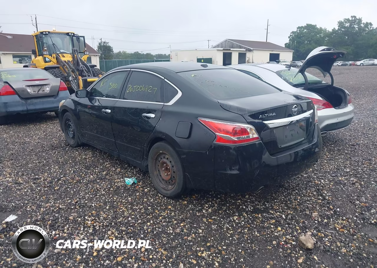 2015 Nissan Altima 2.5 S VIN:1N4AL3AP2FN360851 - 3