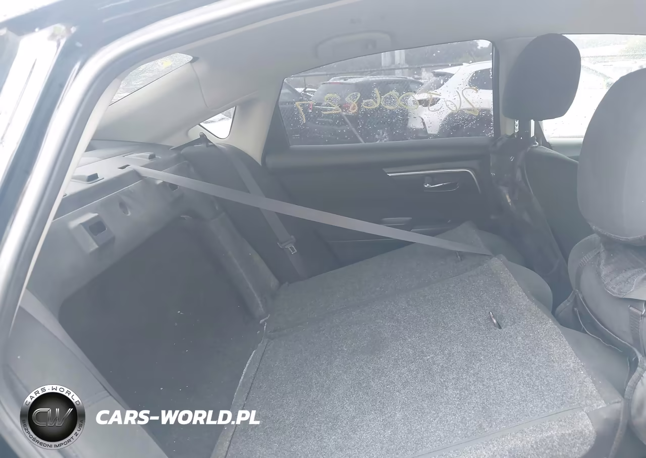 2015 Nissan Altima 2.5 S VIN:1N4AL3AP2FN360851 - 8