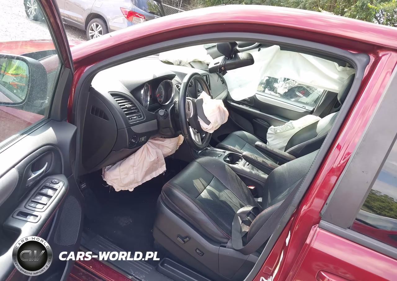 2019 Dodge Grand Caravan Gt VIN:2C4RDGEG8KR676165 - 5