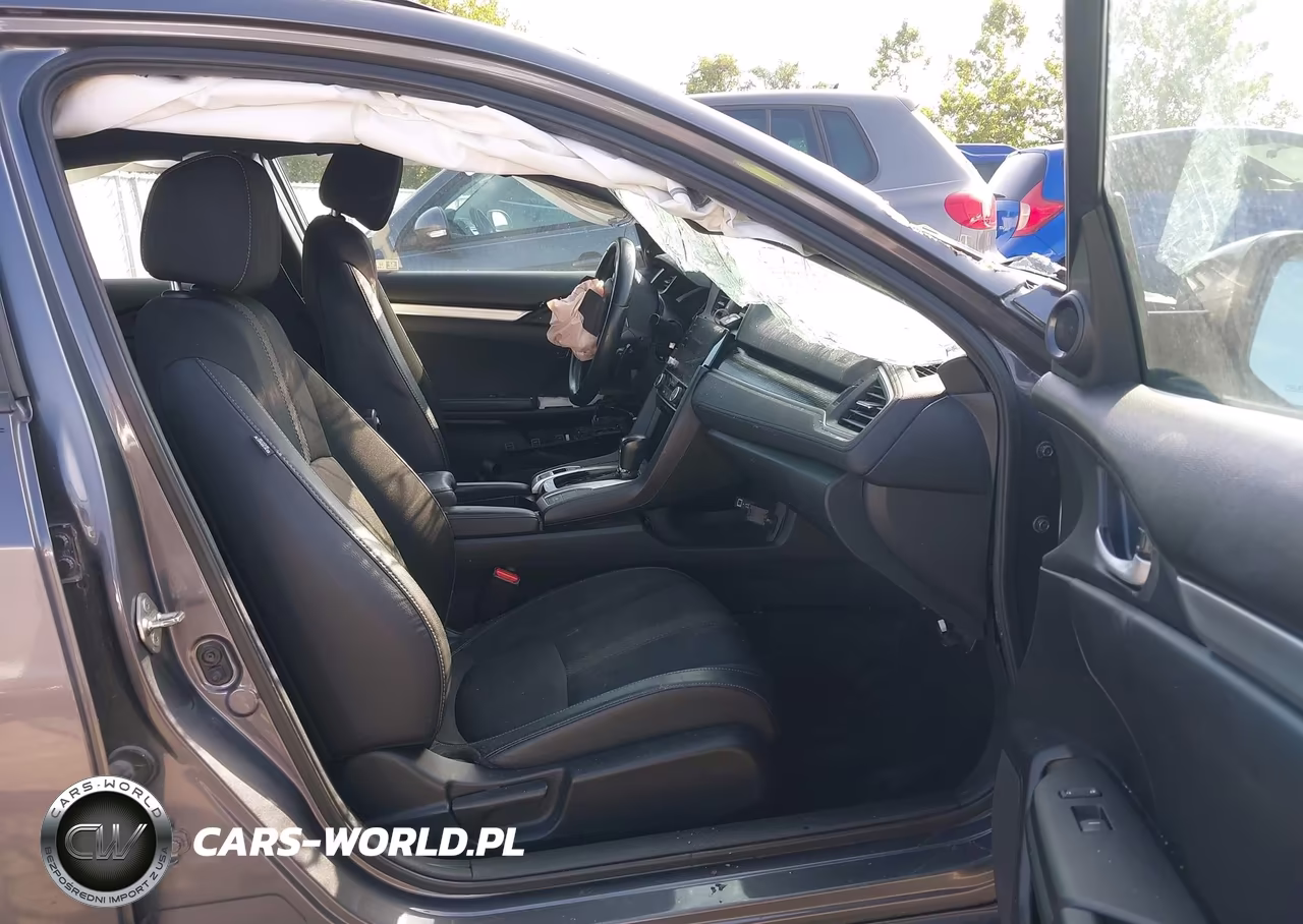 2019 Honda Civic Sport VIN:2HGFC2F88KH576557 - 5