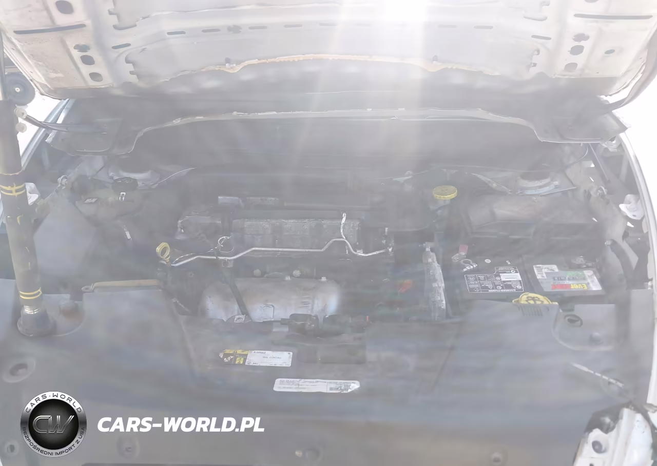 2015 Jeep Cherokee Sport VIN:1C4PJLAB6FW676715 - 10