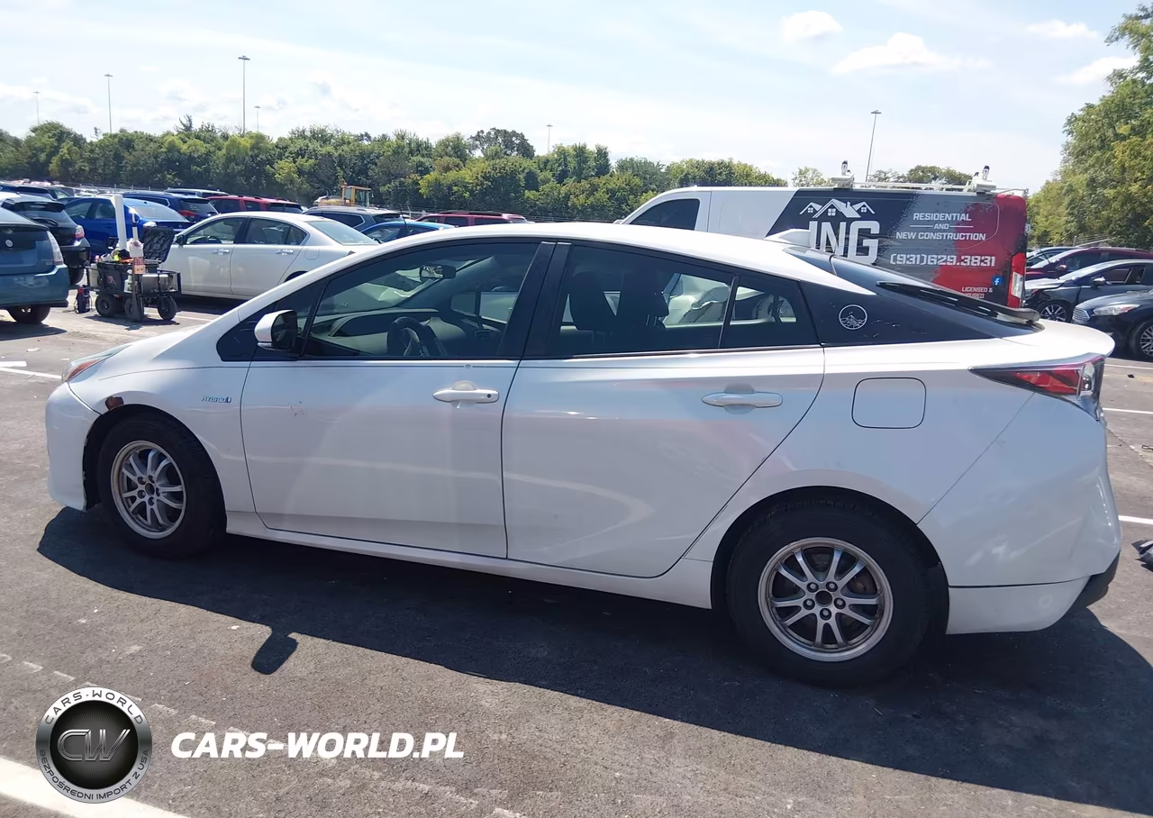 2016 Toyota Prius Three VIN:JTDKARFU1G3017595 - 14