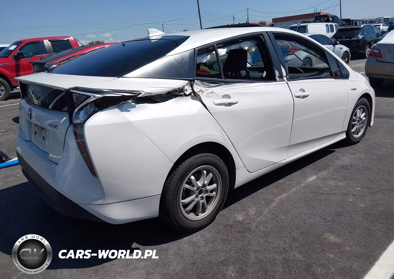 2016 Toyota Prius Three VIN:JTDKARFU1G3017595 - 4