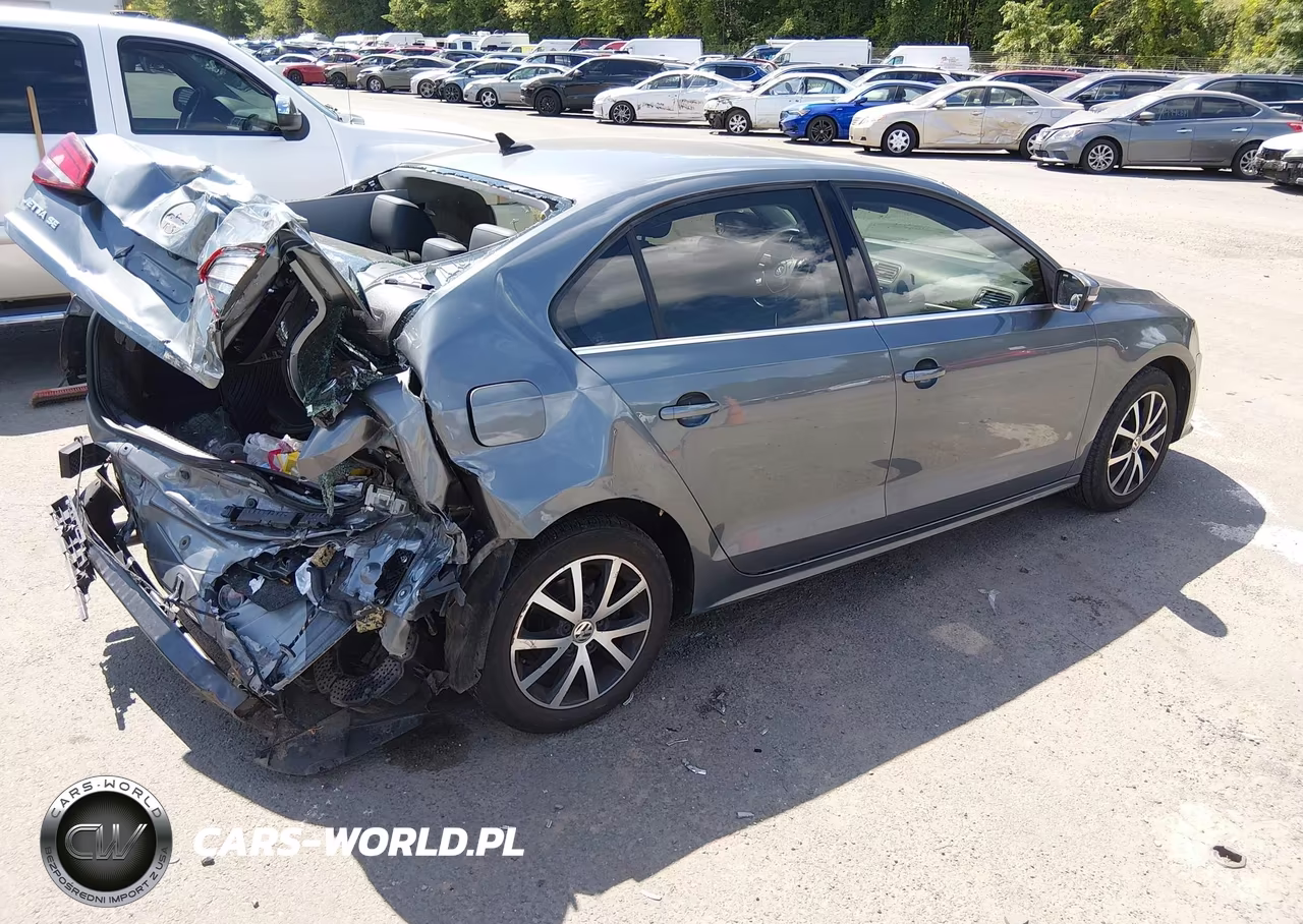 2017 Volkswagen Jetta 1.4T Se VIN:3VWDB7AJ1HM336306 - 4