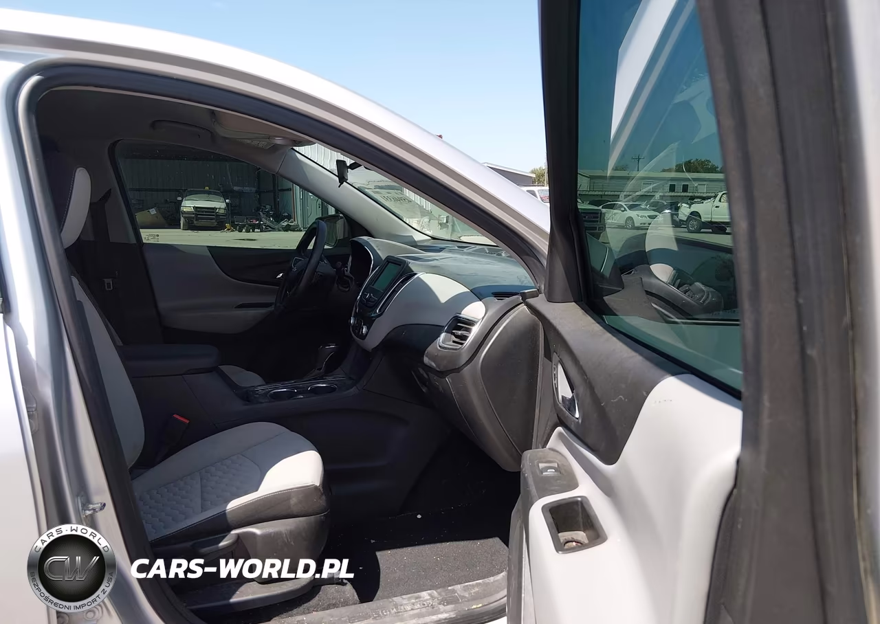 2020 Chevrolet Equinox Ls VIN:3GNAXHEV2LS736526 - 5
