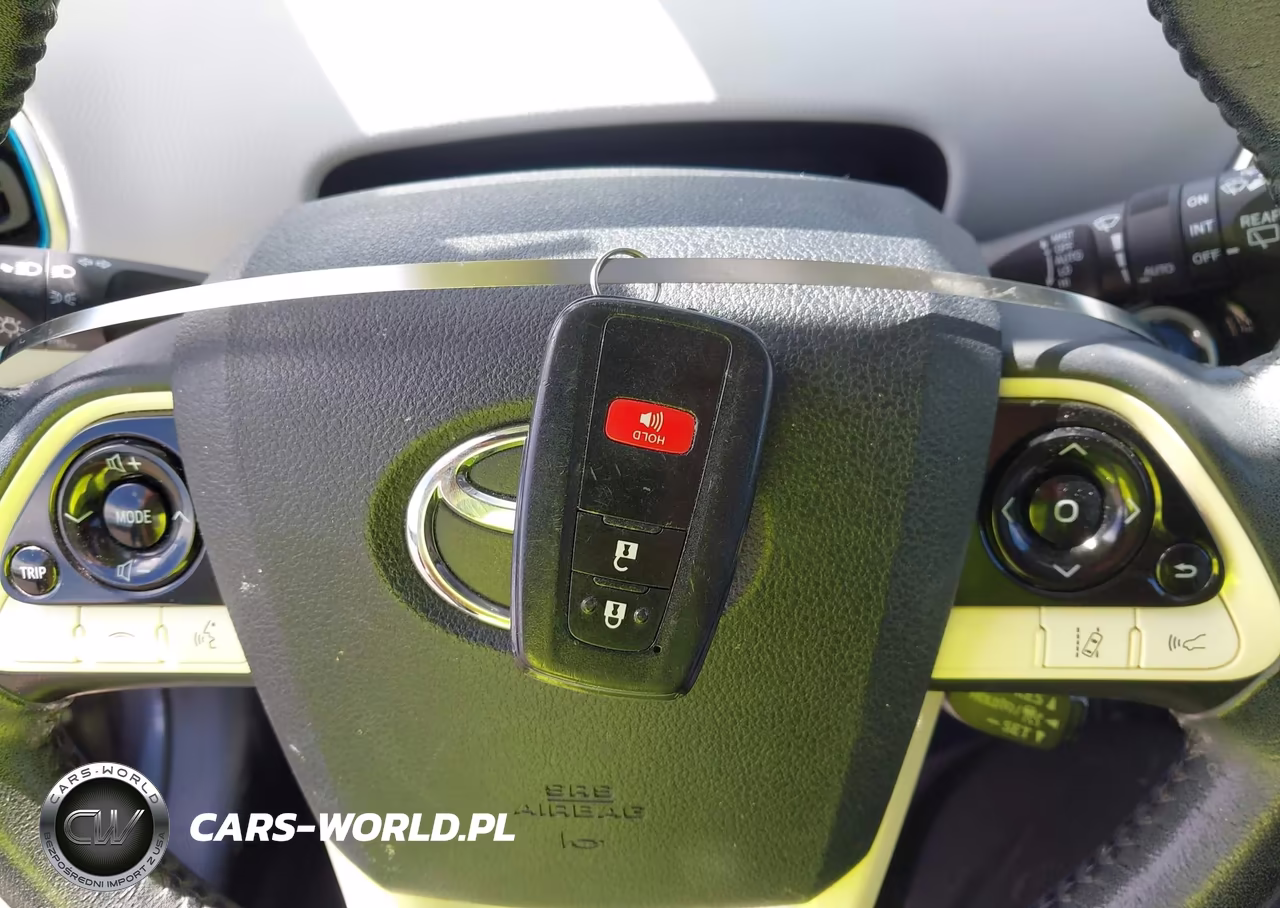 2017 Toyota Prius Four VIN:JTDKARFU9H3543717 - 11