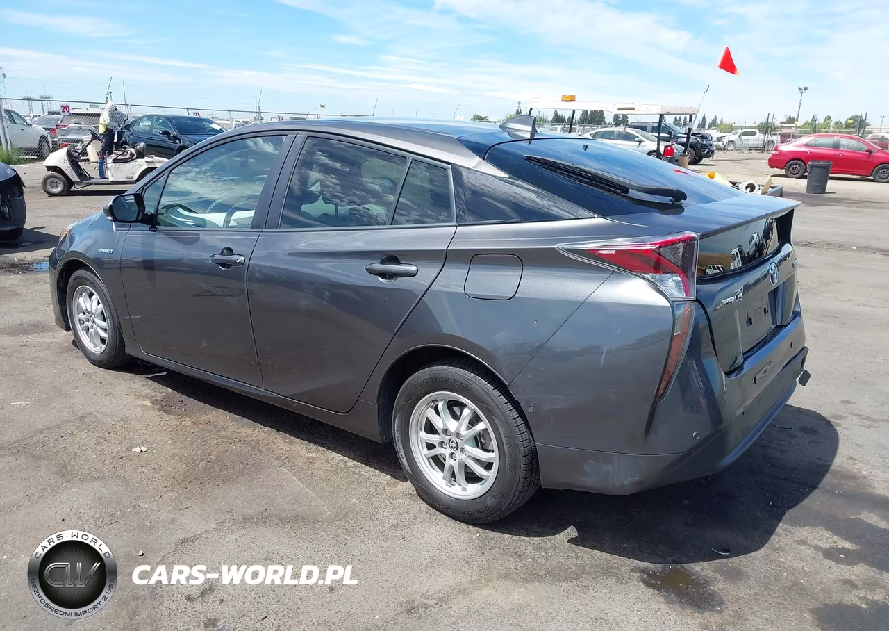 2017 Toyota Prius Four VIN:JTDKARFU9H3543717 - 3
