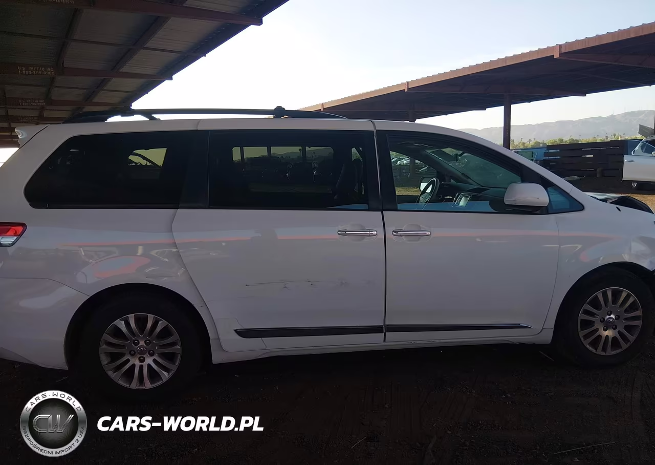 2012 Toyota Sienna Xle V6 8 Passenger VIN:5TDYK3DC4CS254993 - 13