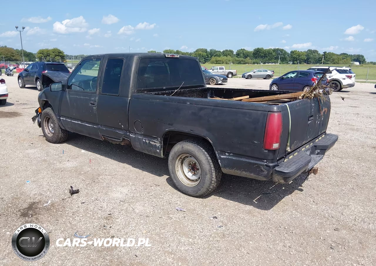 1997 Chevrolet C1500 Fleetside VIN:2GCEC19R8V1161518 - 3