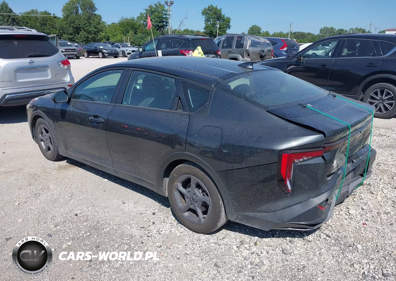 2025 Kia K4 Lxs VIN:3KPFT4DE8SE173497 - 3