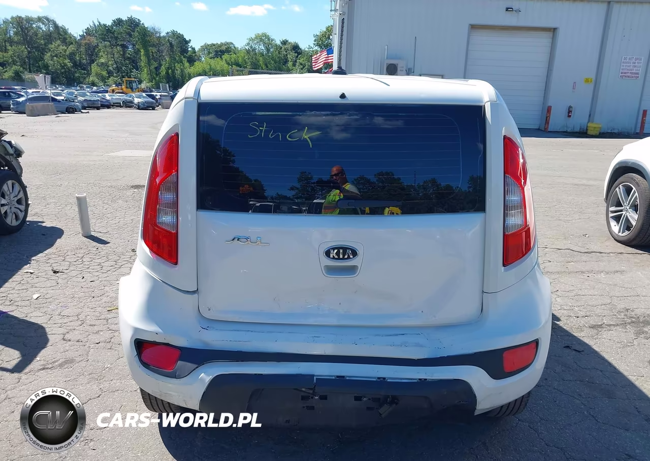 2012 Kia Soul VIN:KNDJT2A50C7389817 - 16