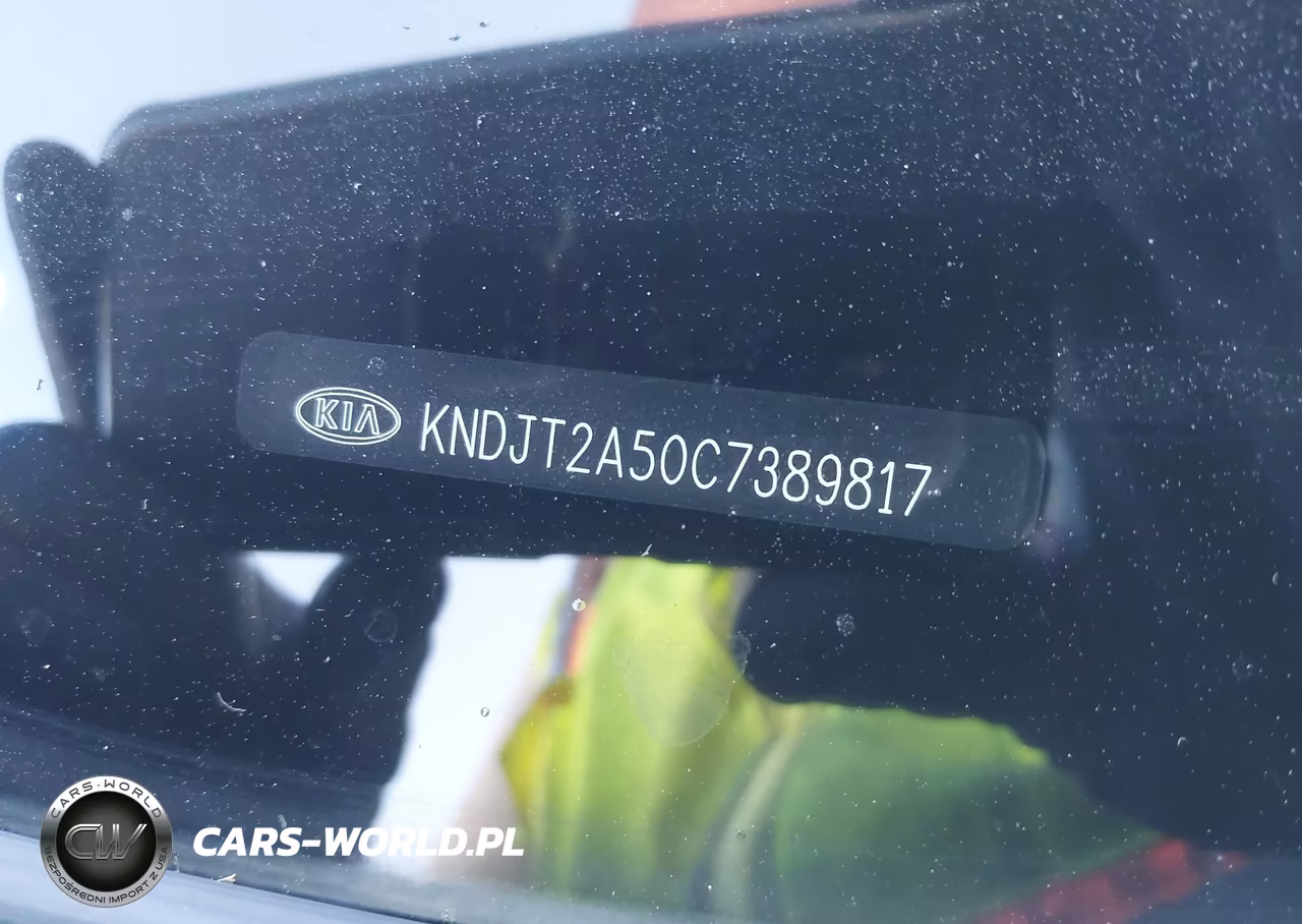 2012 Kia Soul VIN:KNDJT2A50C7389817 - 17