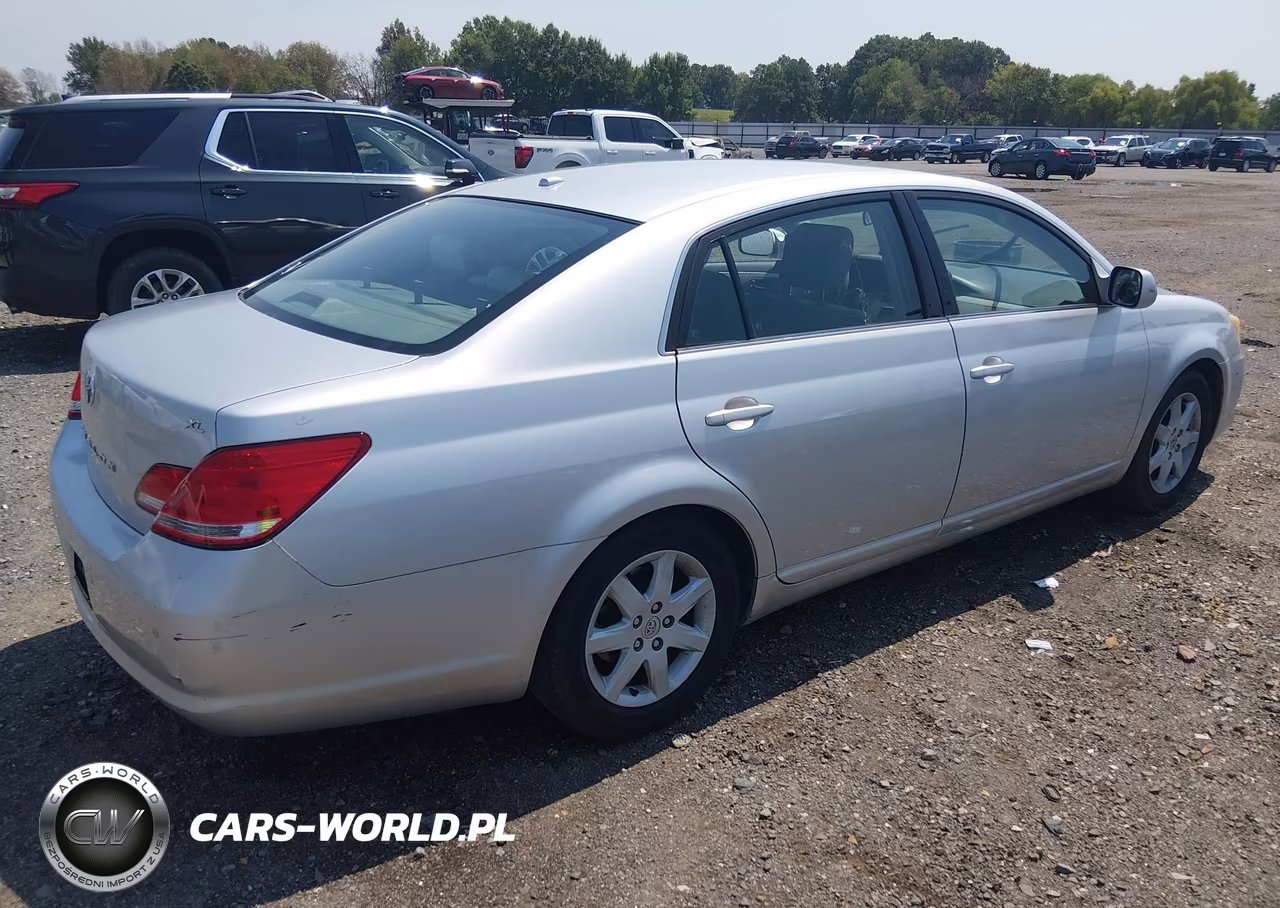 2010 Toyota Avalon Xl VIN:4T1BK3DB4AU367604 - 4