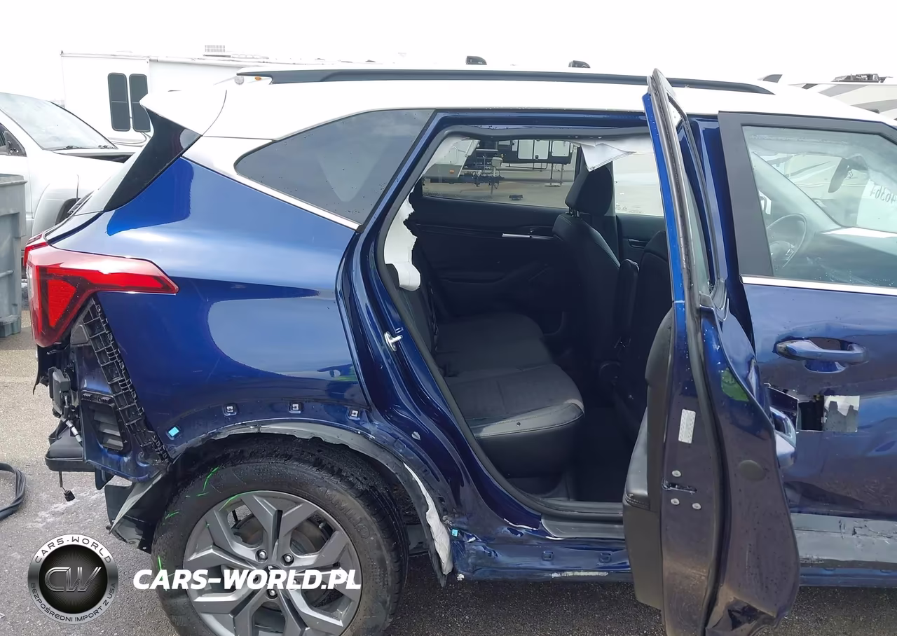 2024 Kia Seltos S VIN:KNDEUCAAXR7556551 - 8