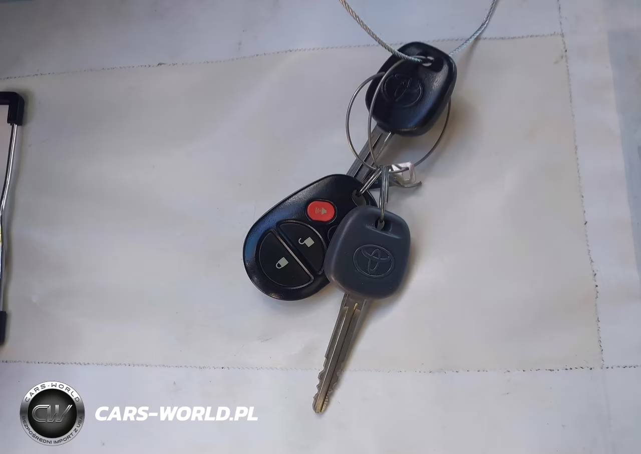 2004 Toyota Sienna Le VIN:5TDBA23C94S024369 - 11