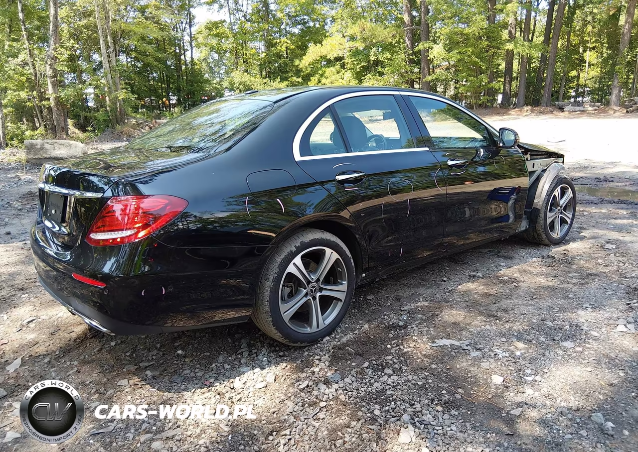2018 Mercedes-Benz E 300 VIN:WDDZF4JB9JA480408 - 4