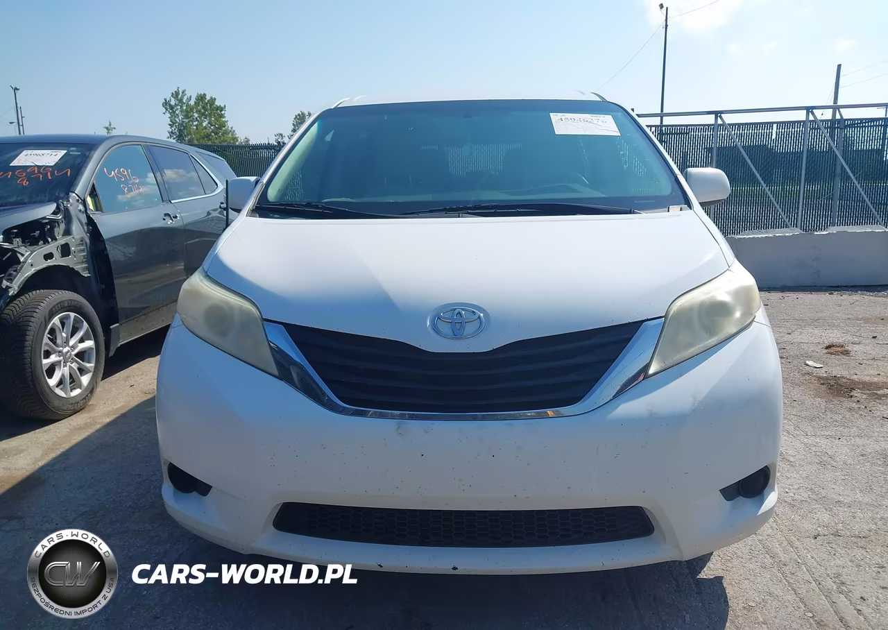 2013 Toyota Sienna Le V6 8 Passenger VIN:5TDKK3DC9DS321093 - 12