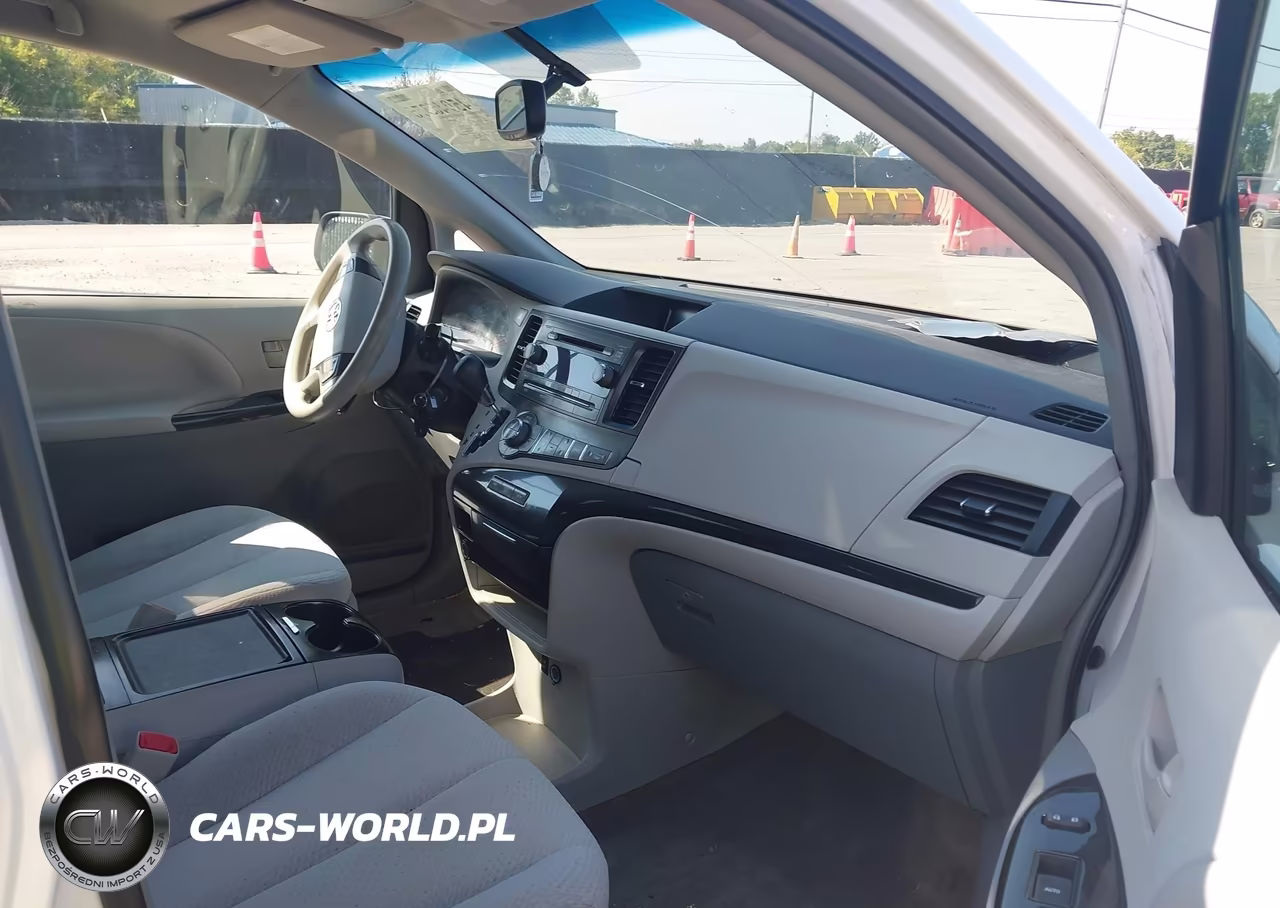 2013 Toyota Sienna Le V6 8 Passenger VIN:5TDKK3DC9DS321093 - 5