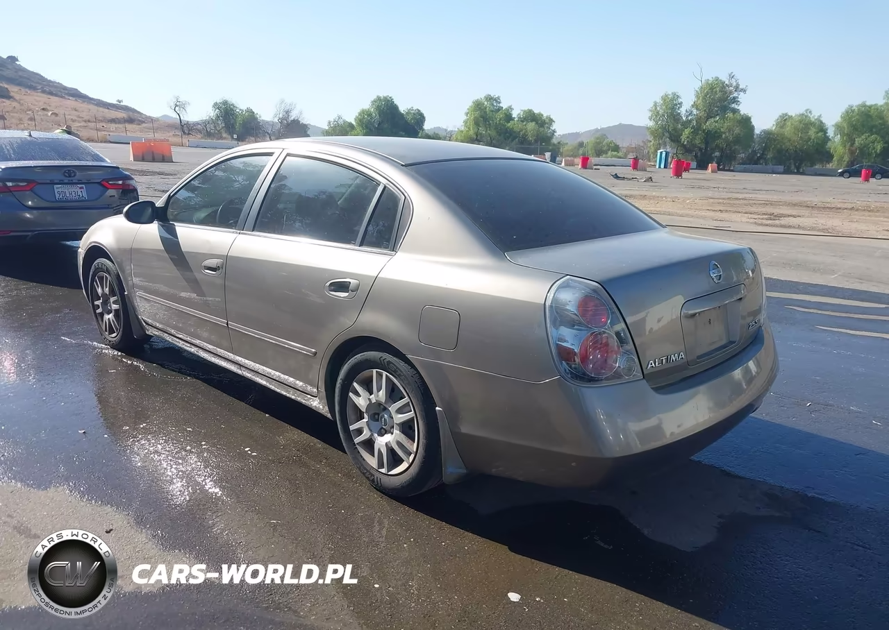 2005 Nissan Altima 2.5 S VIN:1N4AL11EX5N404645 - 3