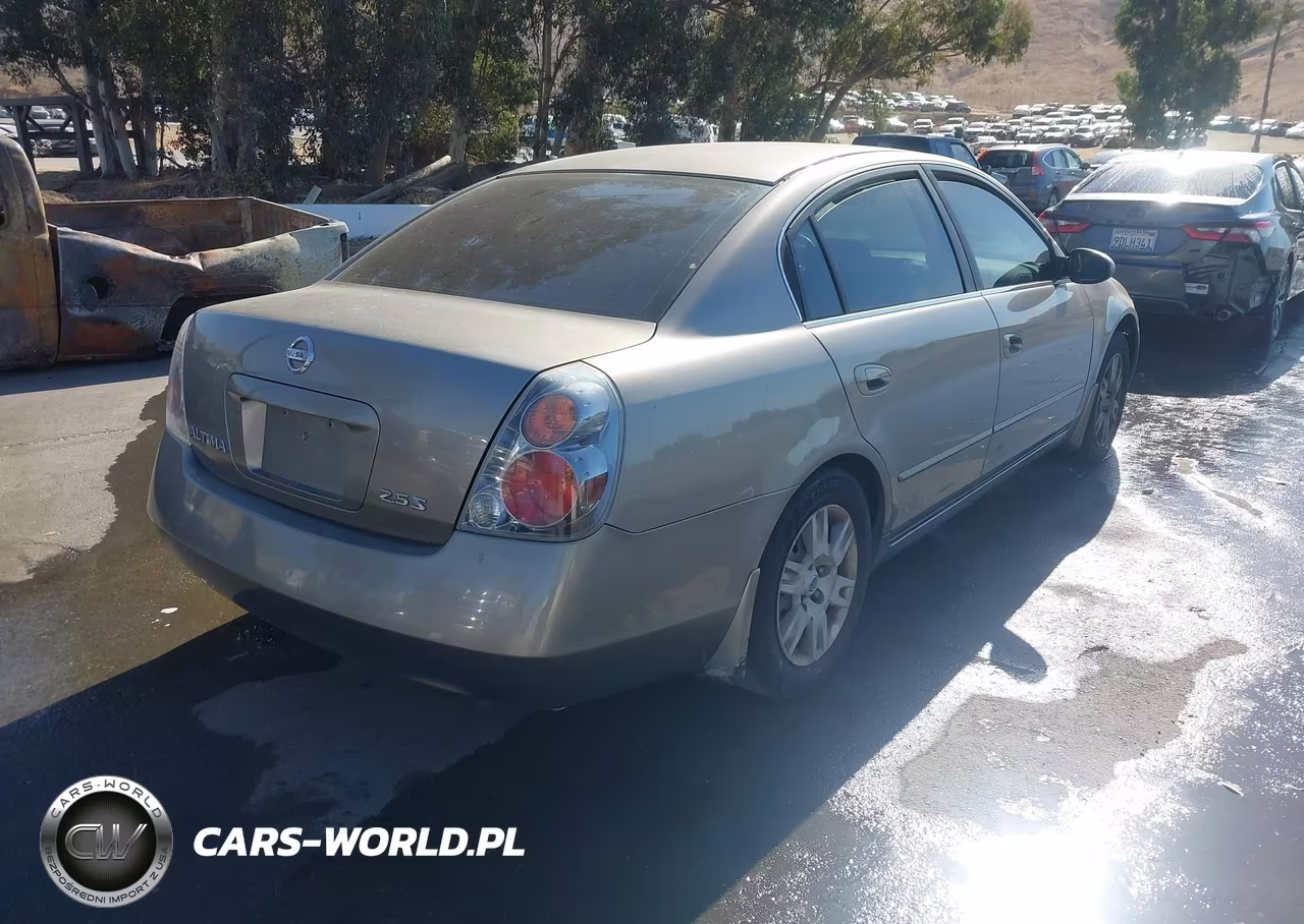 2005 Nissan Altima 2.5 S VIN:1N4AL11EX5N404645 - 4
