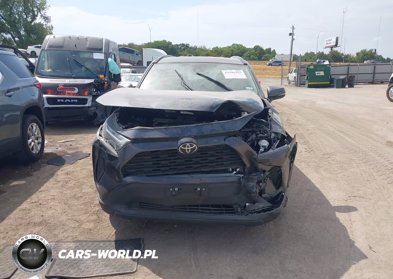 2024 Toyota Rav4 Xle VIN:2T3W1RFVXRW352722 - 12