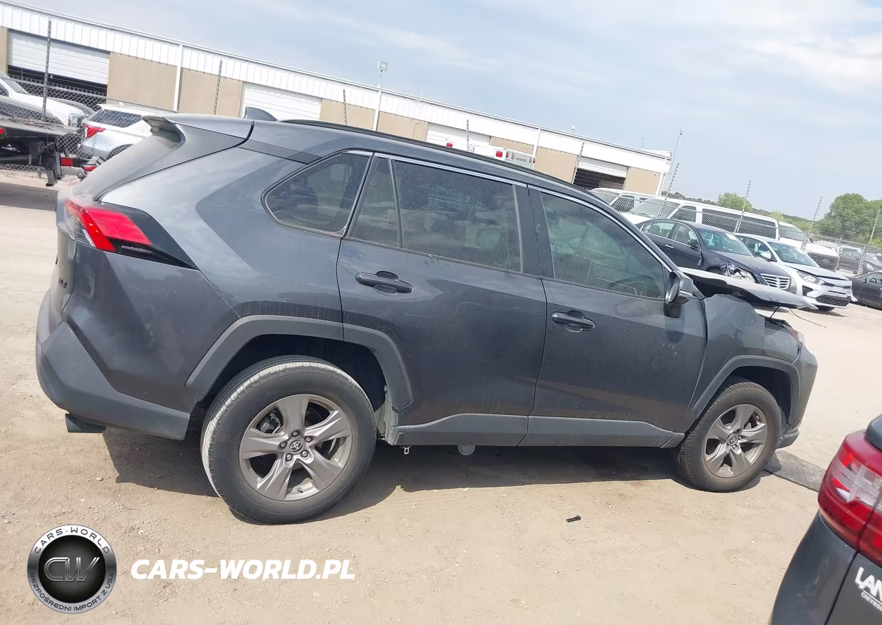 2024 Toyota Rav4 Xle VIN:2T3W1RFVXRW352722 - 13