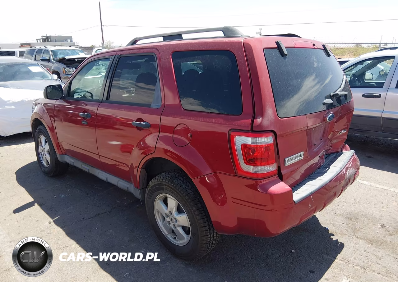 2012 Ford Escape Xlt VIN:1FMCU0DG2CKA77935 - 3
