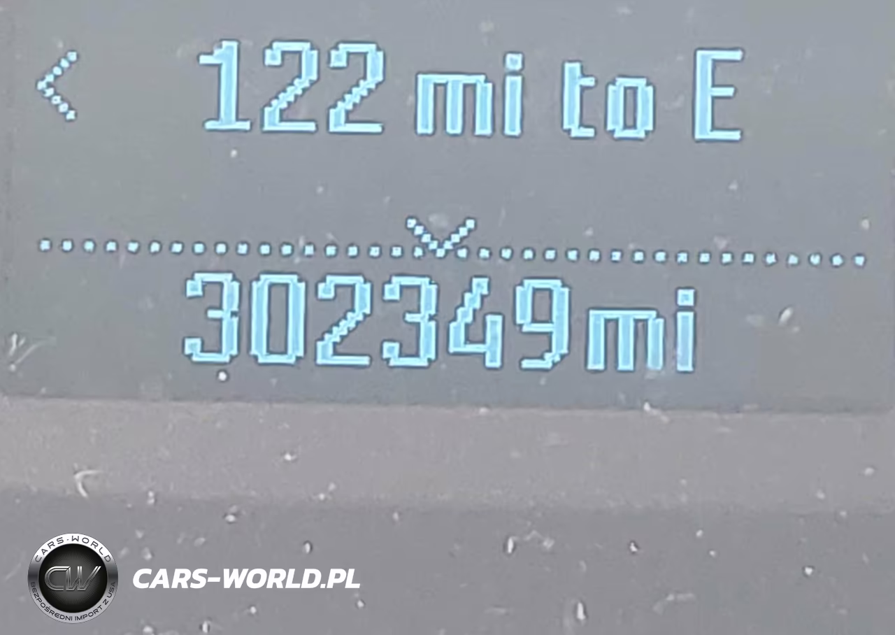 2017 Ford Transit-250 VIN:1FTYR3XM5HKA11711 - 16