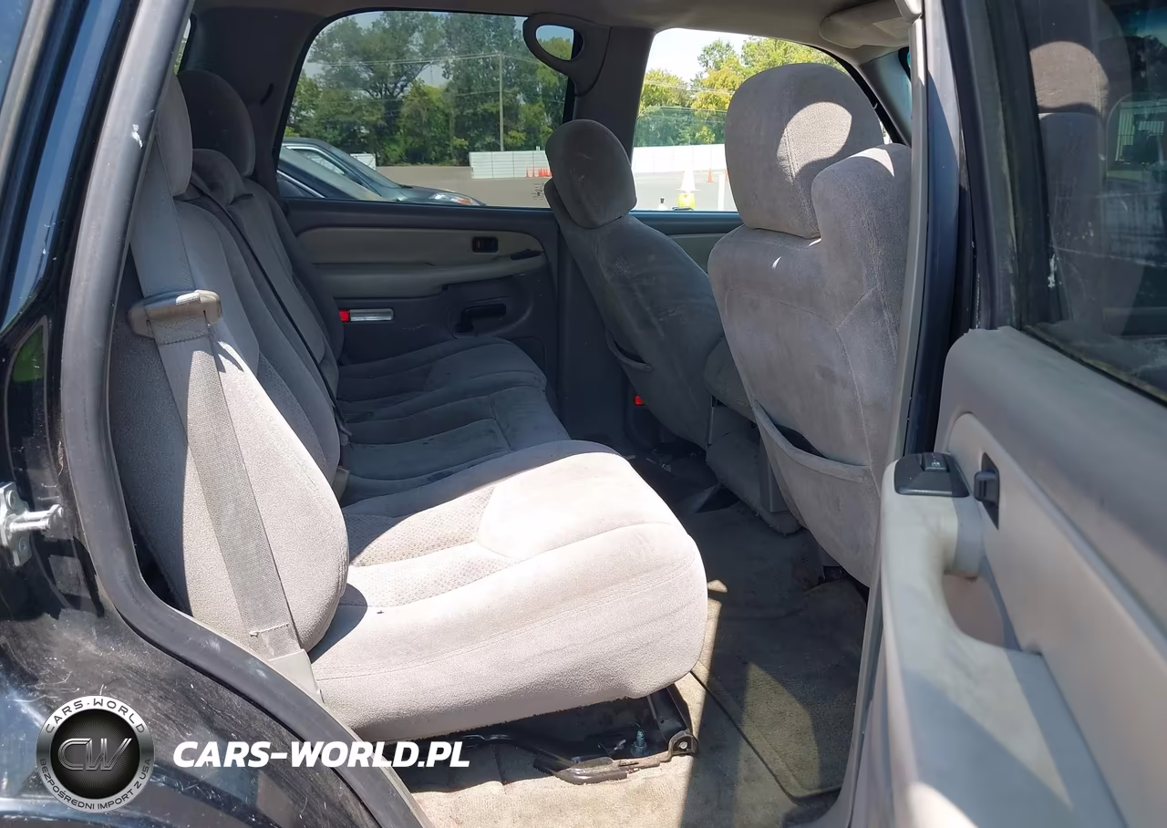 2004 Chevrolet Tahoe Ls VIN:1GNEC13V24J327873 - 8