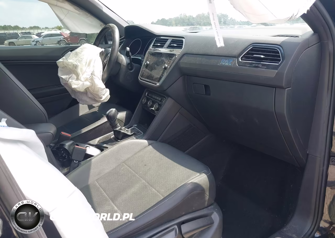 2020 Volkswagen Tiguan VIN:3VV3B7AX6LM161824 - 5