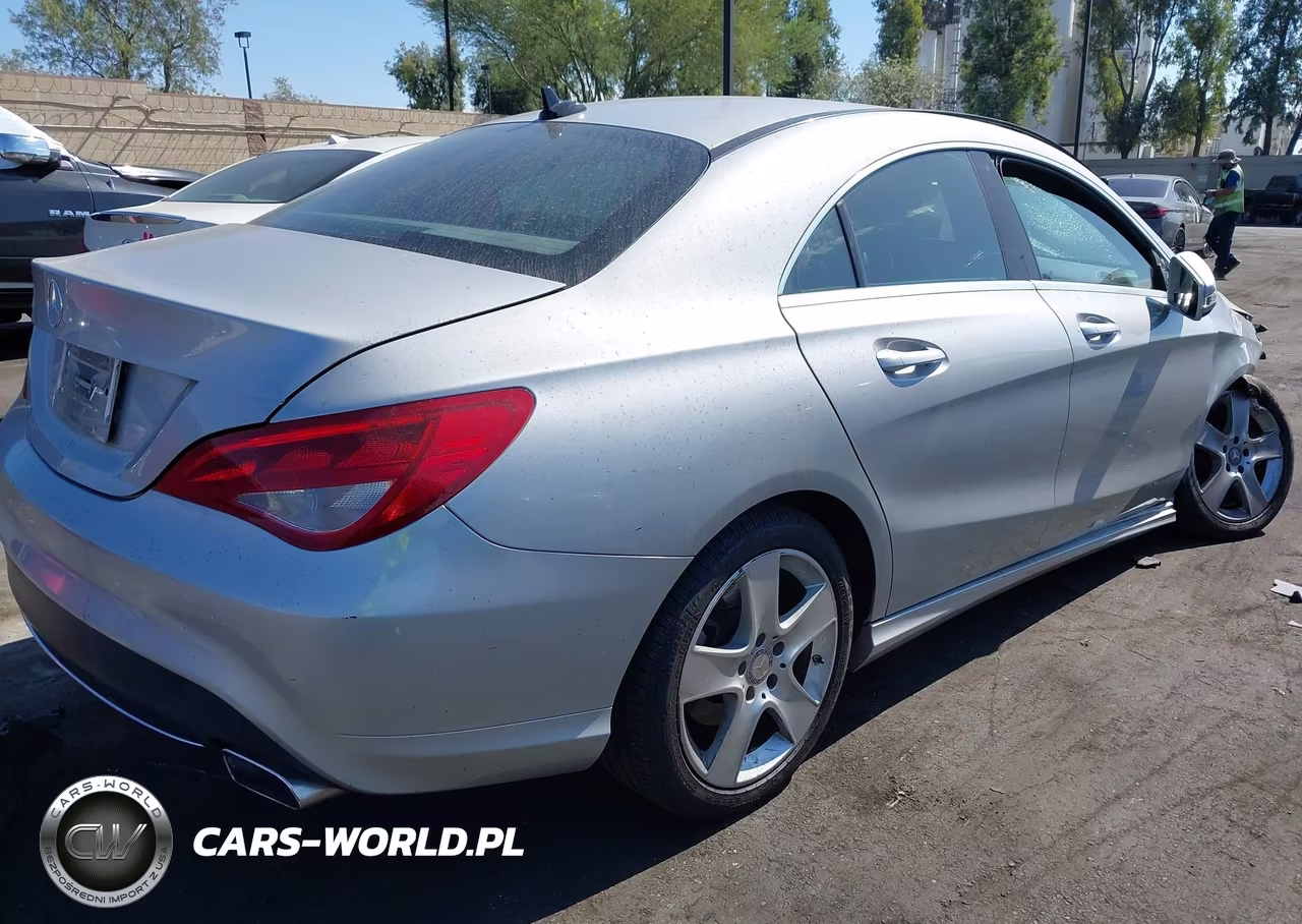 2015 Mercedes-Benz Cla 250 VIN:WDDSJ4EB1FN260108 - 4