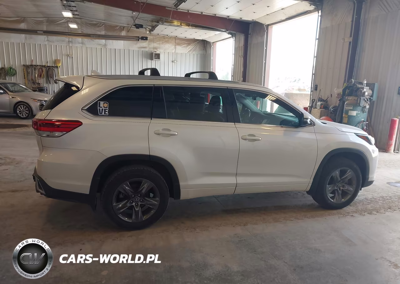 2018 Toyota Highlander Limited-Ltd Platinum VIN:5TDDZRFHXJS821436 - 13