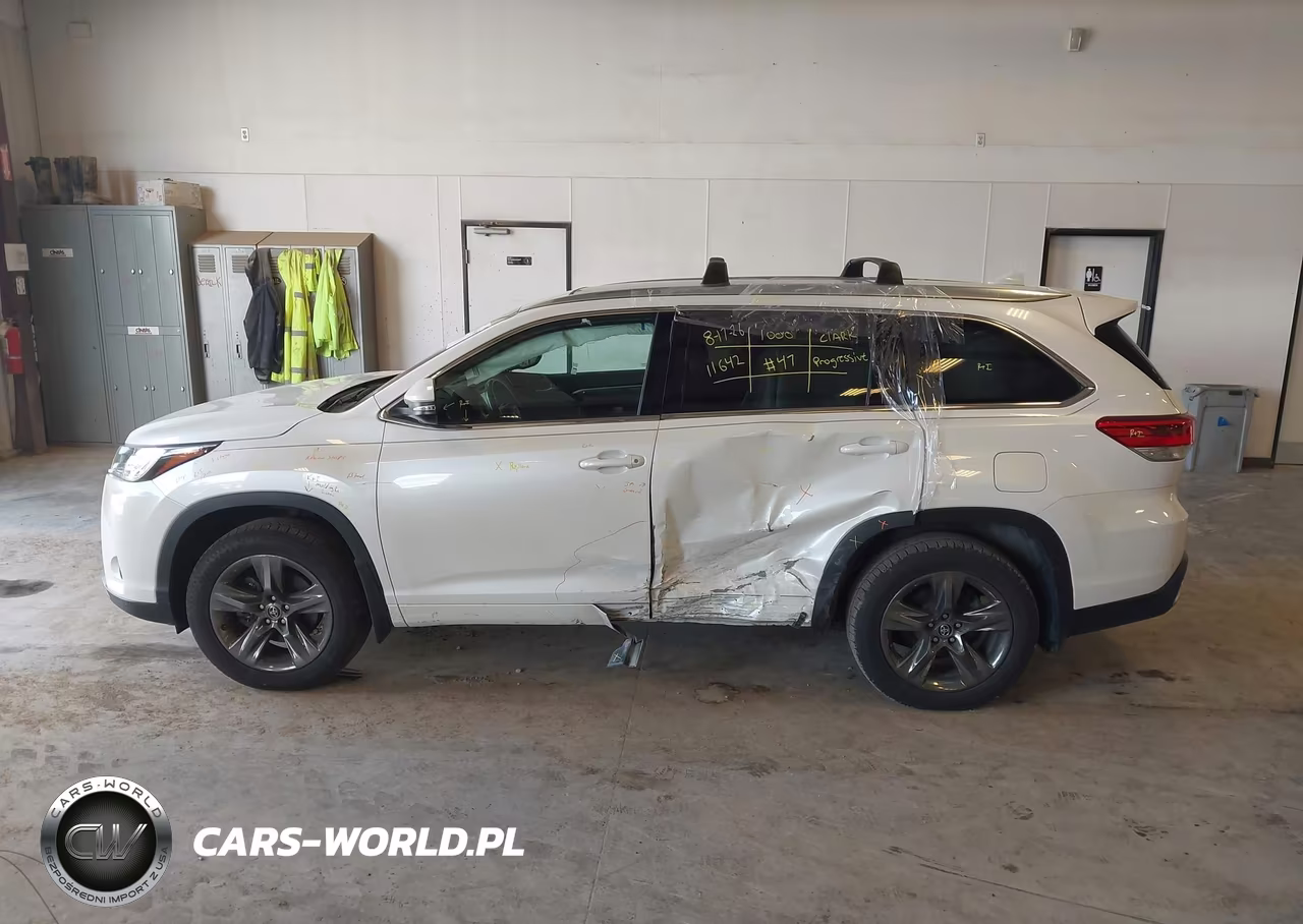2018 Toyota Highlander Limited-Ltd Platinum VIN:5TDDZRFHXJS821436 - 14