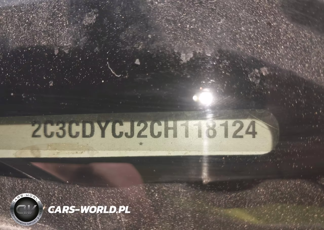 2012 Dodge Challenger Srt8 392 VIN:2C3CDYCJ2CH118124 - 9