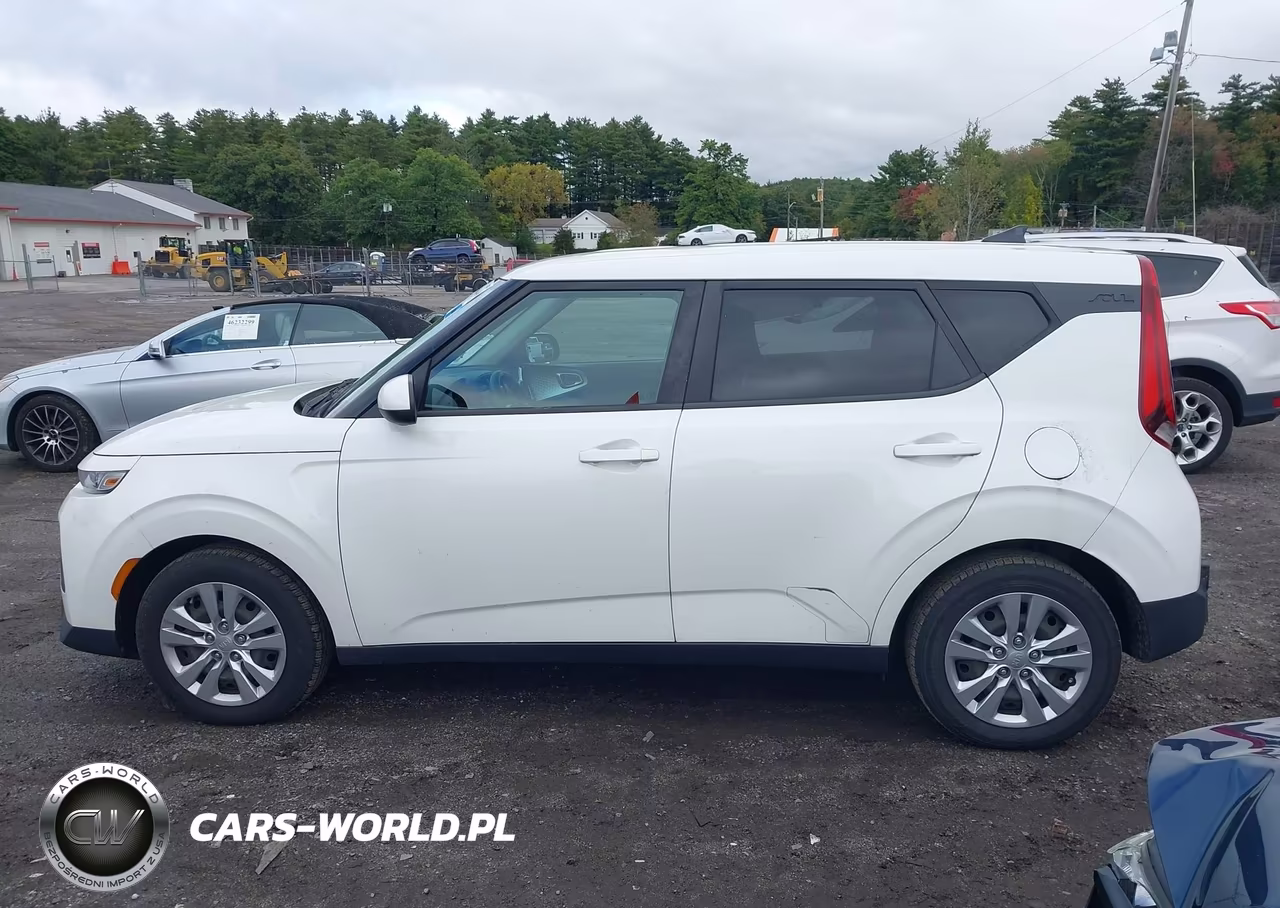 2021 Kia Soul Lx VIN:KNDJ23AU8M7760353 - 13