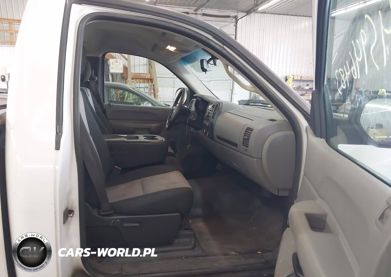 2007 Chevrolet Silverado 1500 Work Truck VIN:1GCEC14X17Z648303 - 5