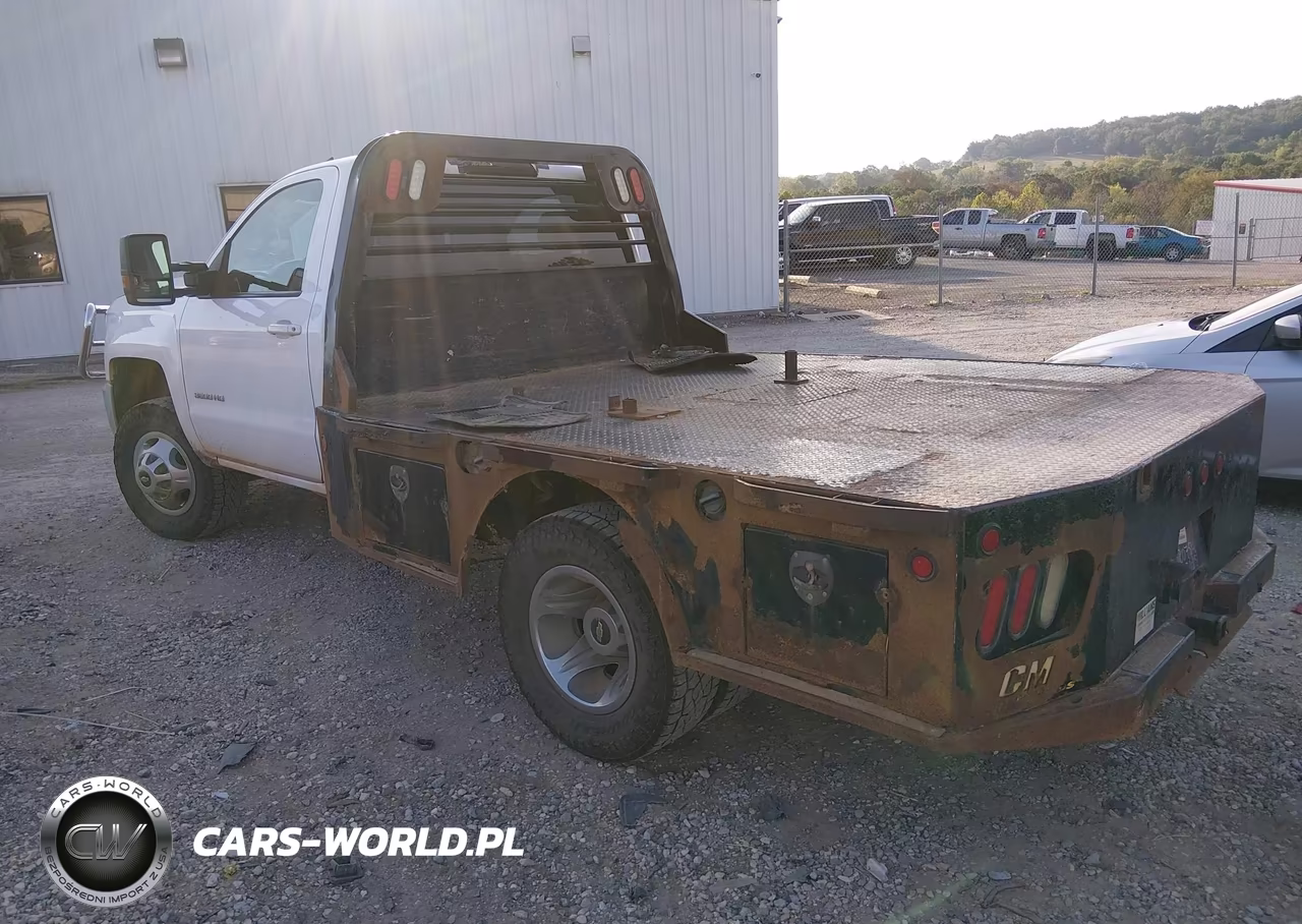 2015 Chevrolet Silverado 3500Hd Chassis Lt VIN:1GB3KZCG7FZ553015 - 3